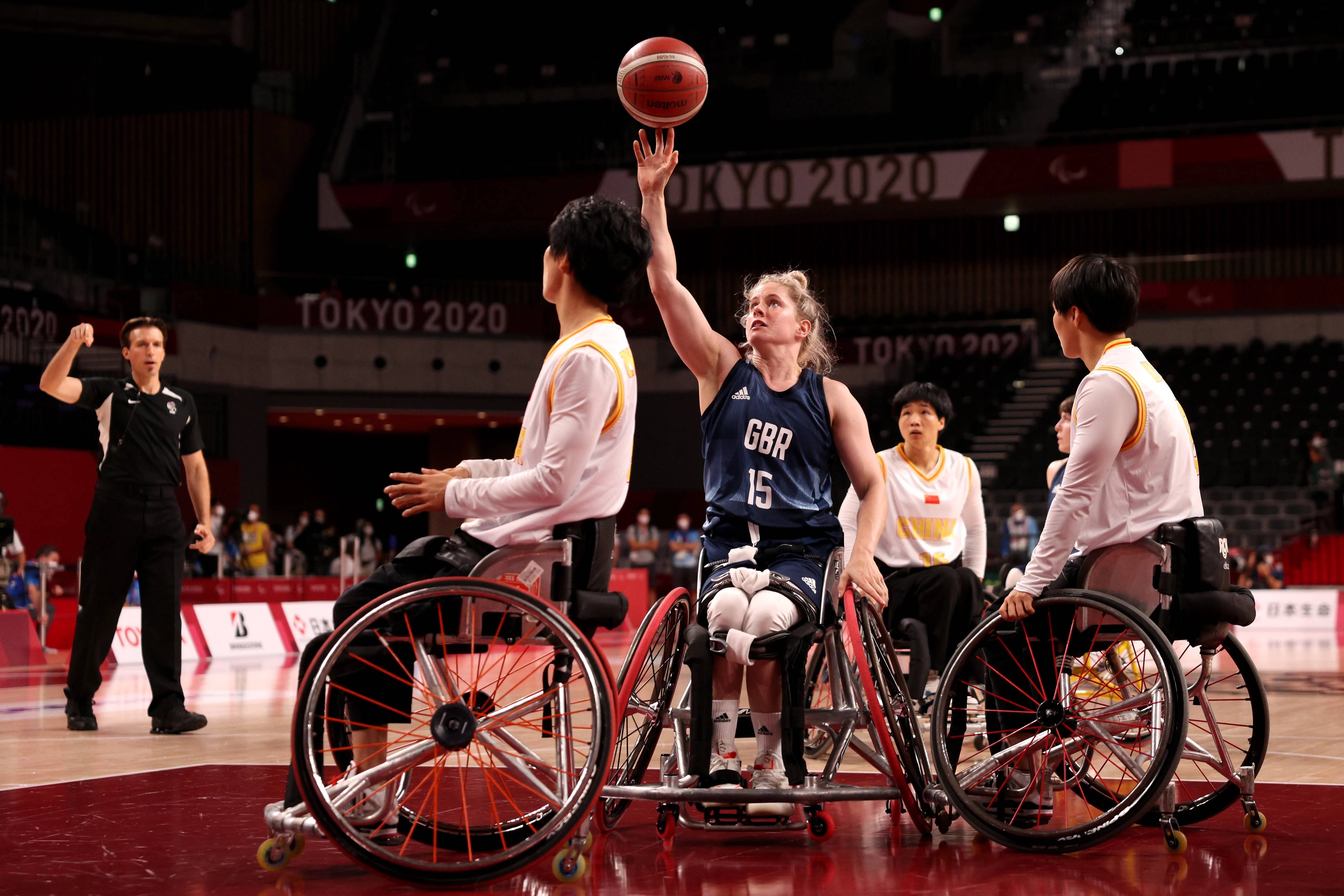 轮椅篮球 图片 -残奥会第 7 天