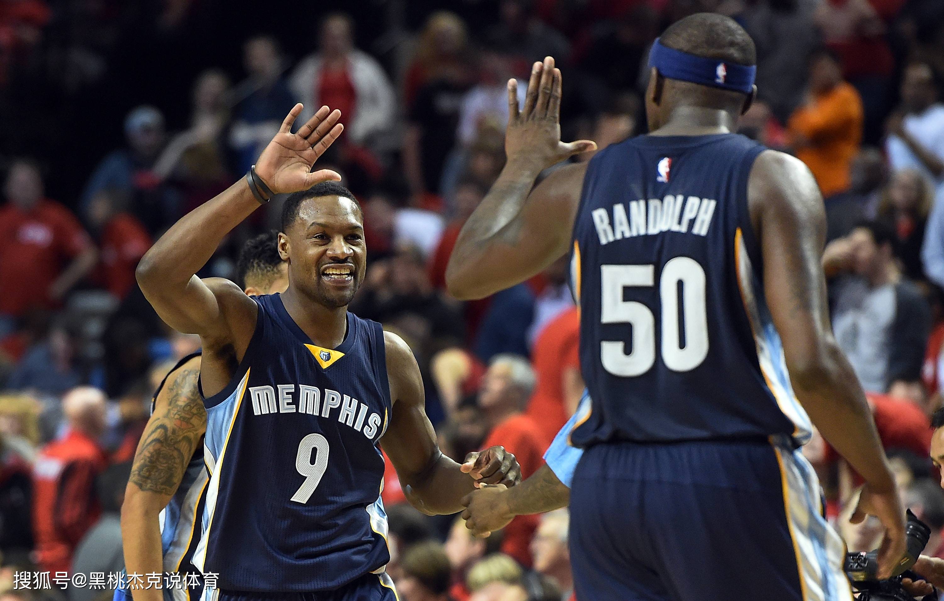 原创孟菲斯灰熊26年队史前两人官宣退役50号与9号球衣