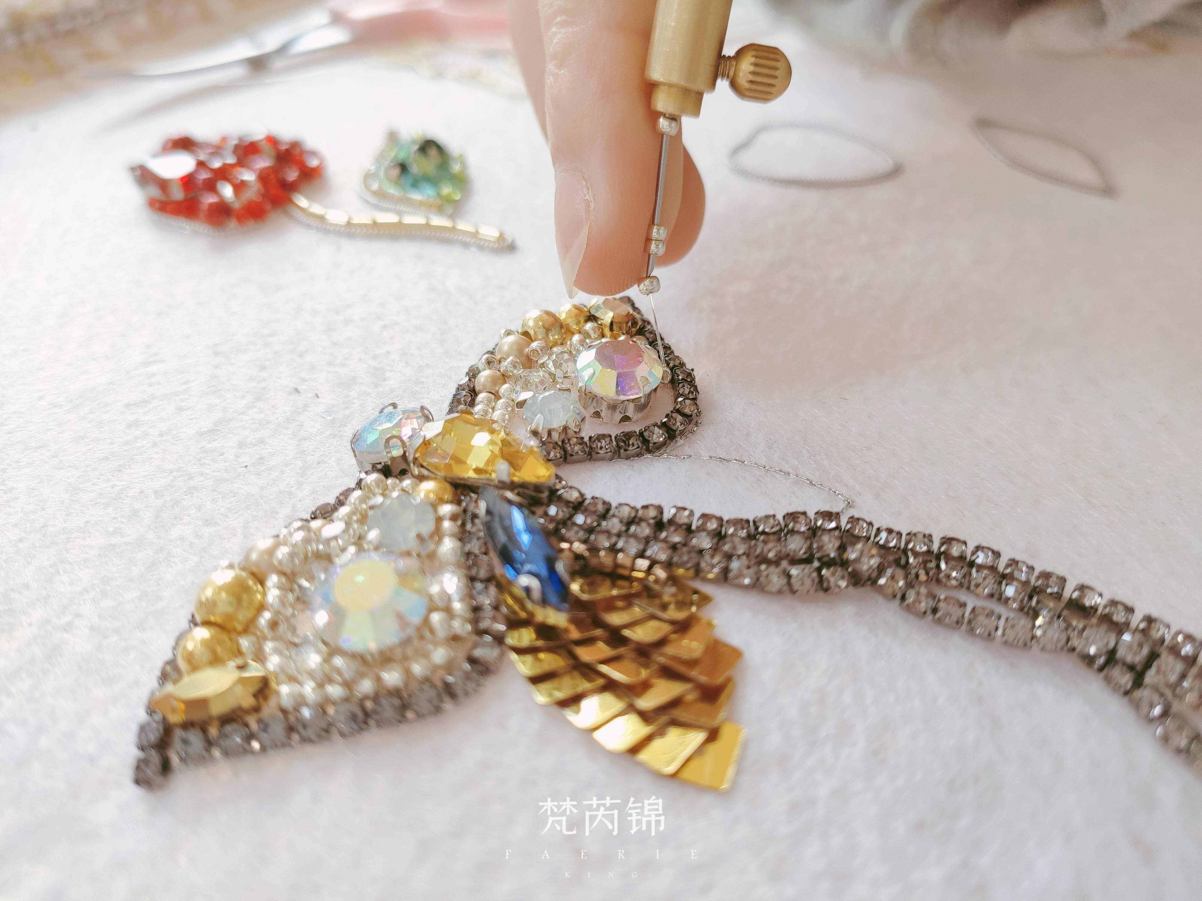 蝴蝶|法式刺绣梵芮锦刺绣手工刺绣胸针分享