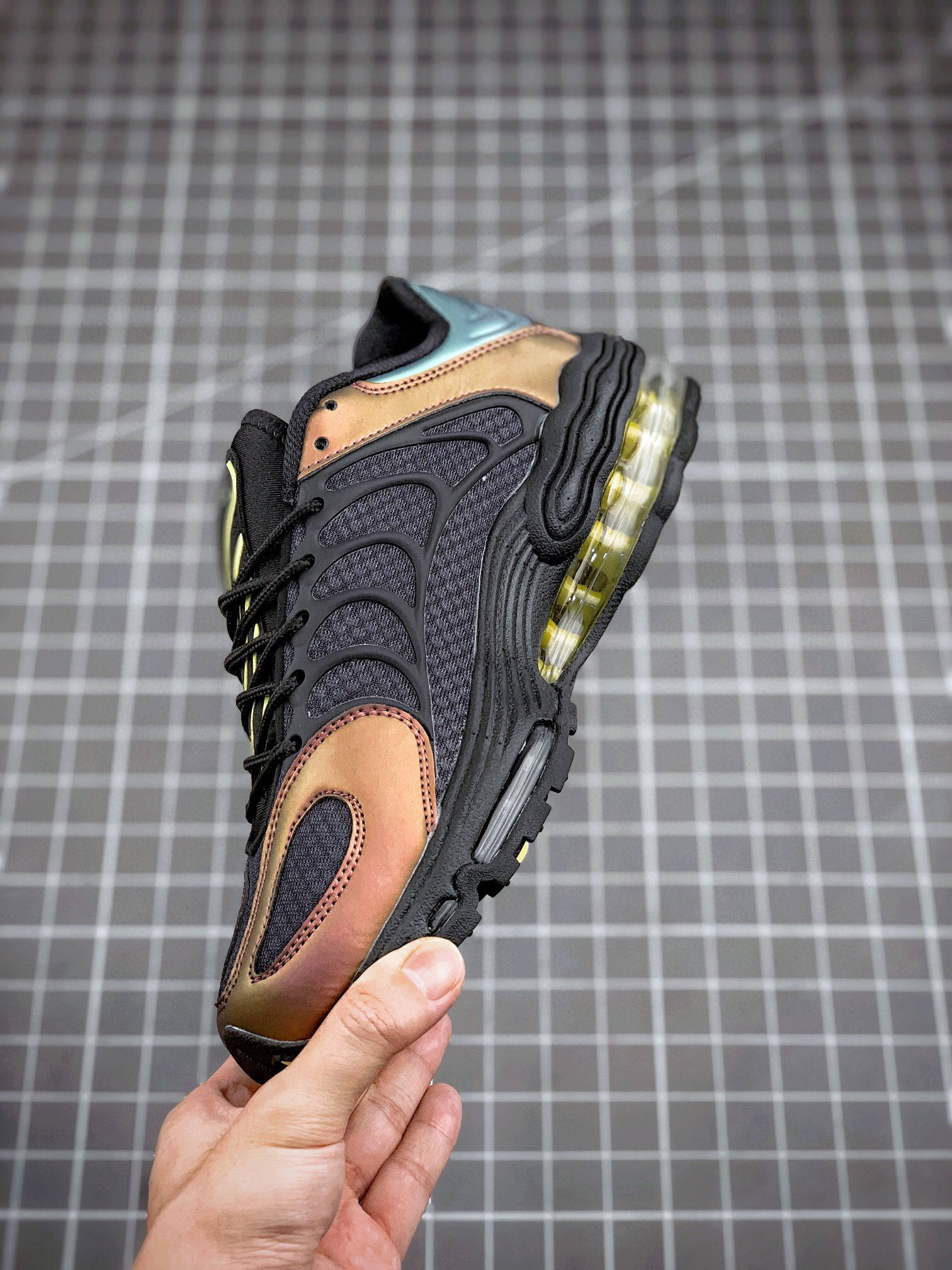 67耐克 nike air tuned max dark charcoal 黑蓝铜稠气垫运动鞋