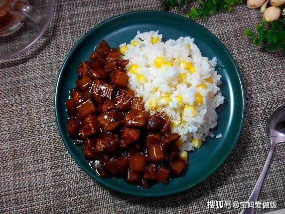 葱油炸酱饭了解一下?简单还好吃,赶紧试一试!