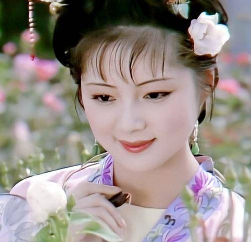 红楼梦林黛玉进贾府走角门薛宝钗进贾府走的是大门吗