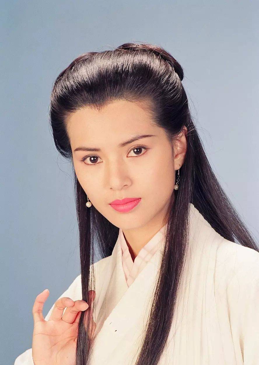 中国风格打败岁月惊艳时光的李若彤她才是经典的神仙姐姐