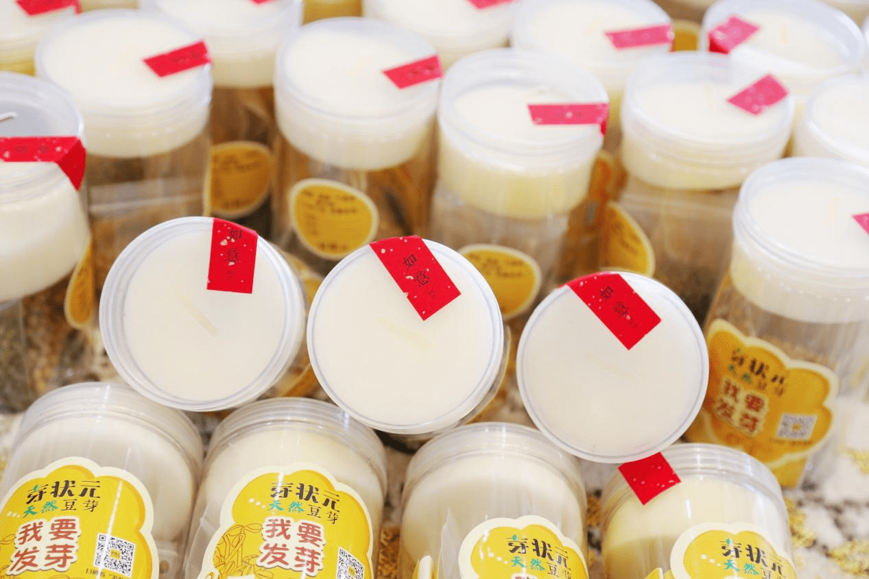 宾朋别出心裁！婚礼现场，芽状元发芽罐“变身”伴手礼惊艳亮相