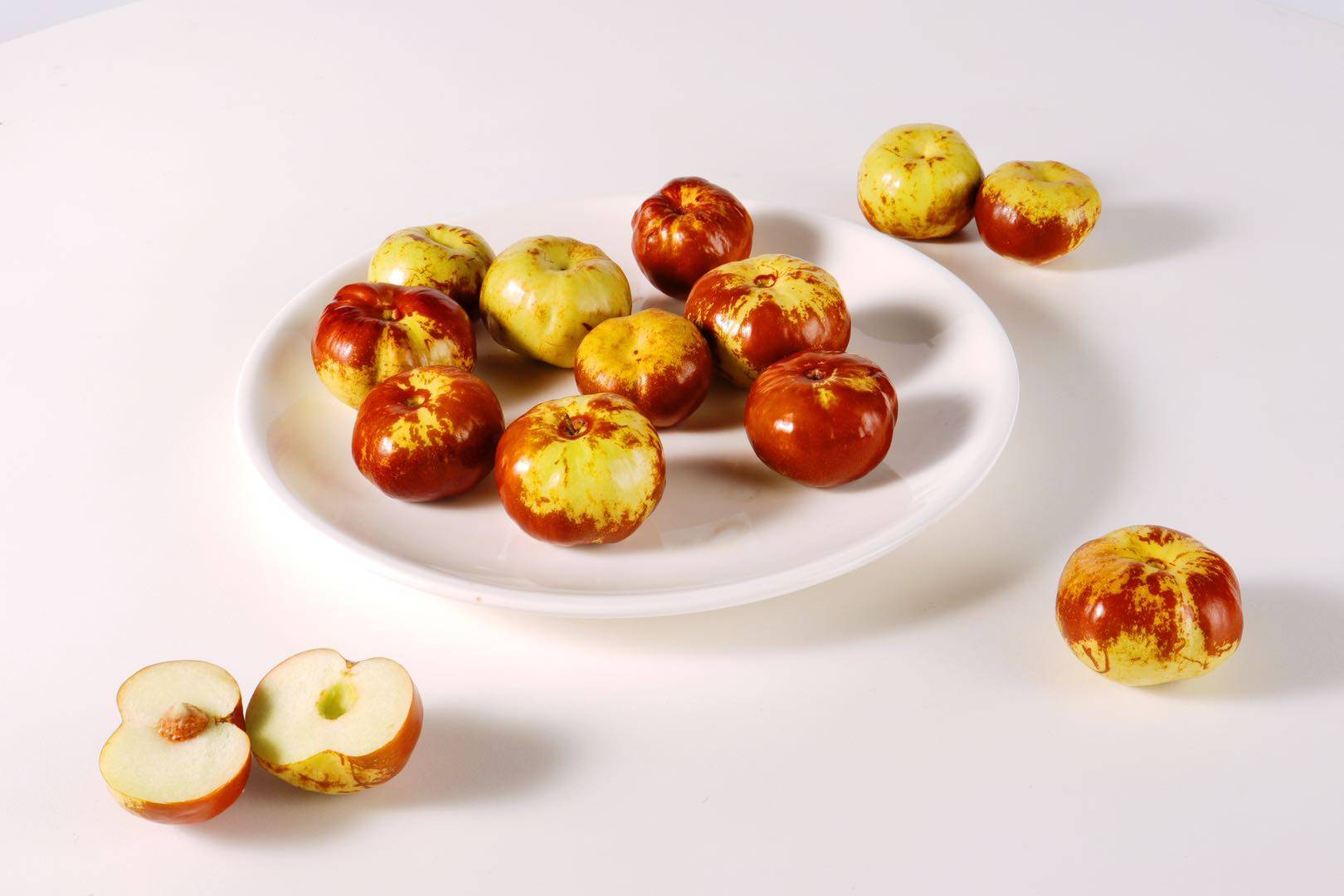 大美新疆蟠枣新品种99的人没吃过咔嚓一口直接称王