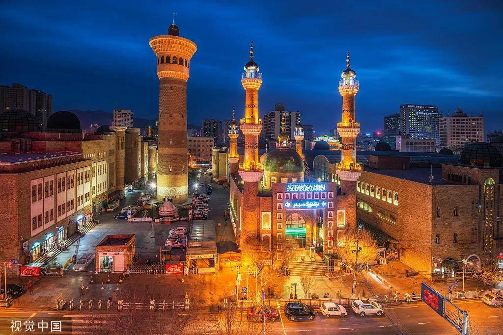 在康莱德解锁乌鲁木齐的万种风情