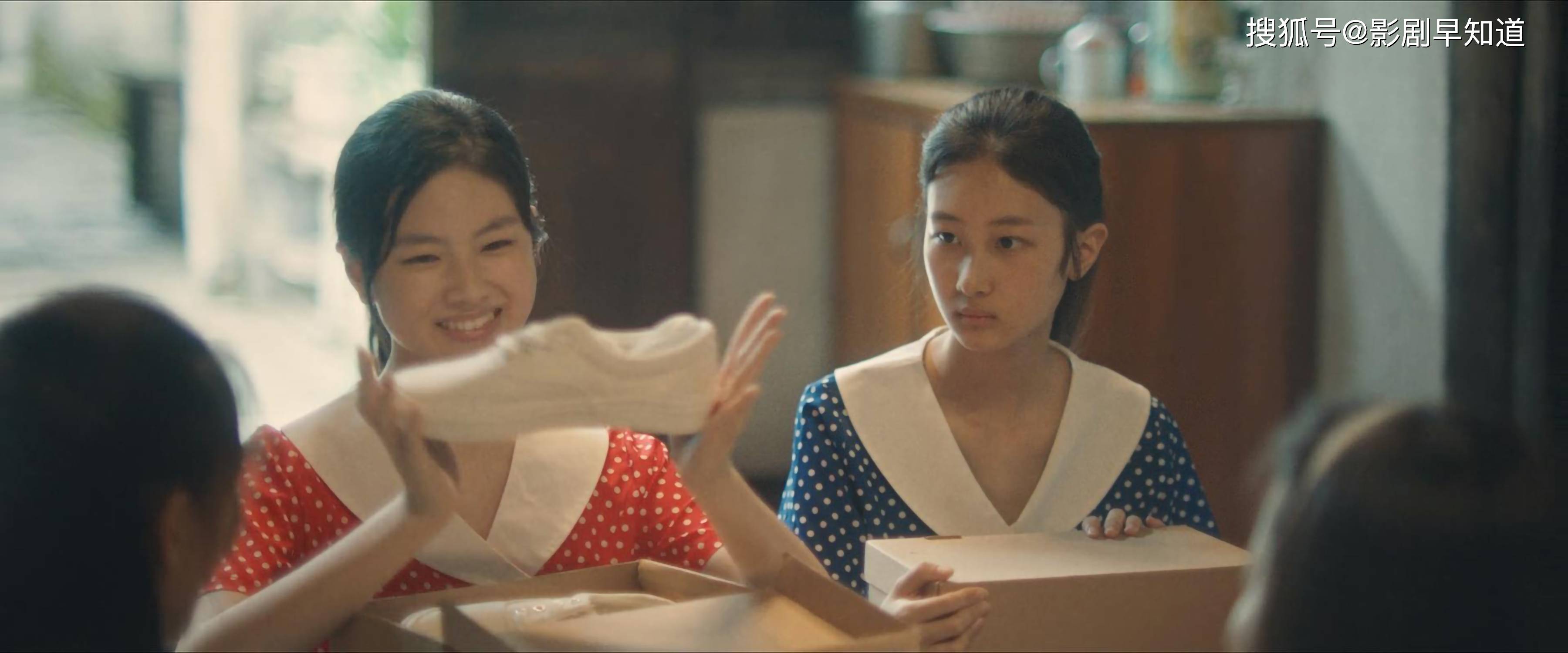 反馈|《八角亭谜雾》首播反馈不佳，郝蕾身材被吐槽，前两集剧情太凌乱