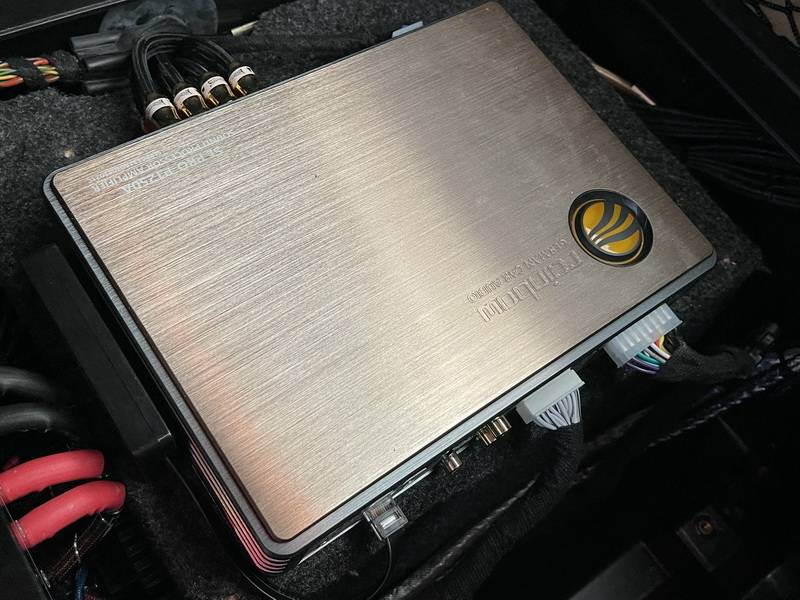 好听好享受保时捷帕拉梅拉汽车音响改装德国彩虹slproc360三分频