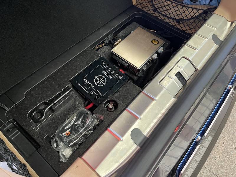 好听好享受保时捷帕拉梅拉汽车音响改装德国彩虹slproc360三分频