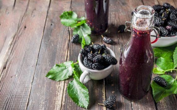 因为|深挖桑葚酒和红酒的区别,若是你来喝,你会选择什么?