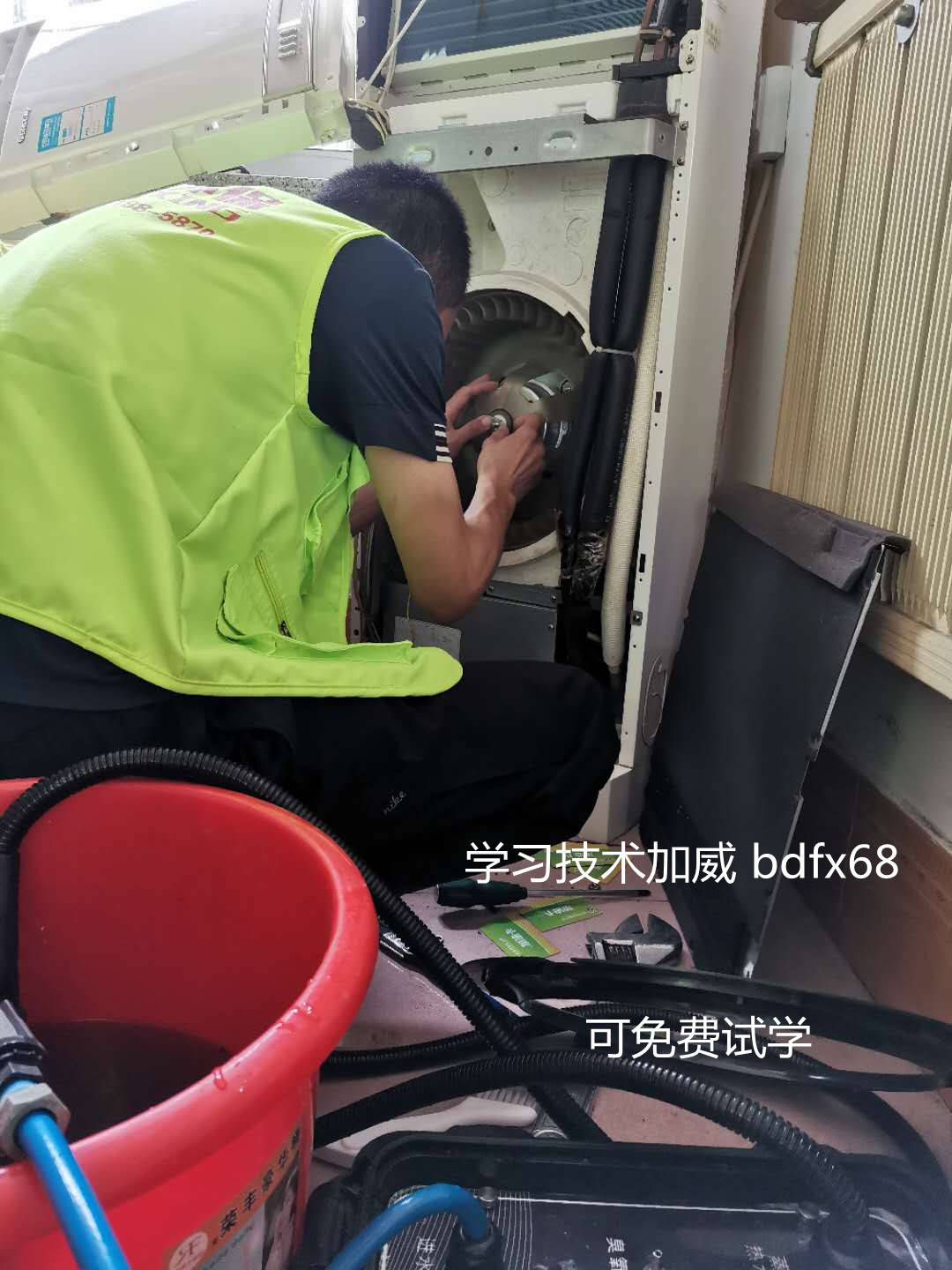 1b7aa66354b34267a9aa7e4d65dce4c4.jpeg