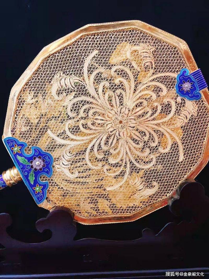 曾建中花丝镶嵌蝶恋花宝扇