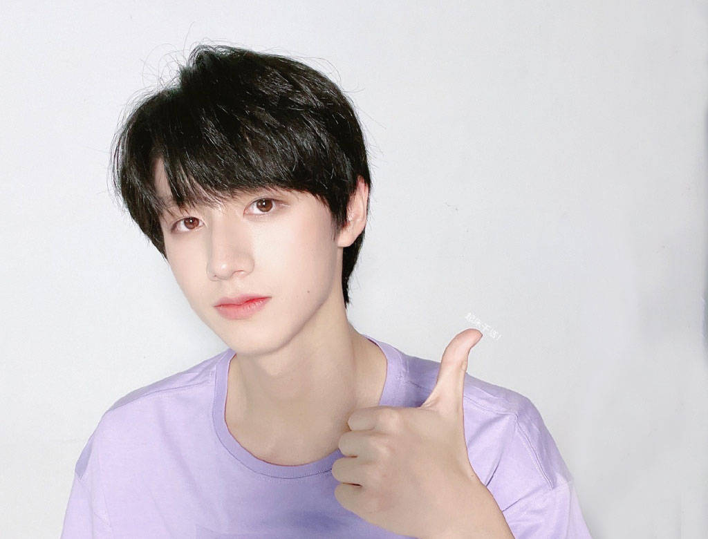 因为|TF家族三代朱志鑫，自曝当练习生原因，参加导演请指教引期待