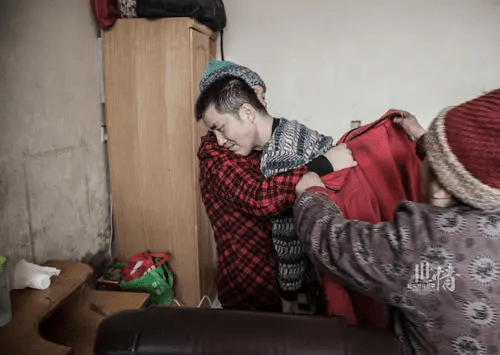 病患者|运动神经元病患者，请不要随意放弃生命！