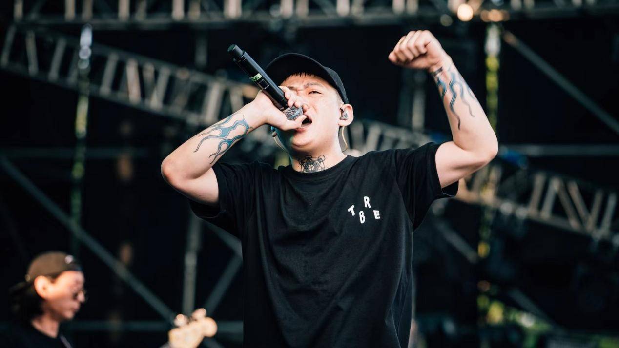 献给所有长安少年派克特操刀制作李宁反伍最新主题曲长安少年