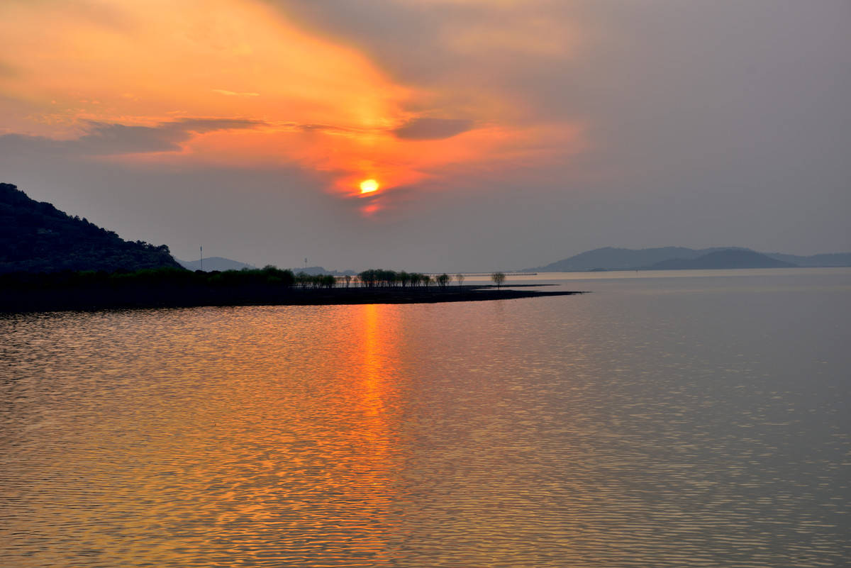 西山岛风景区图片