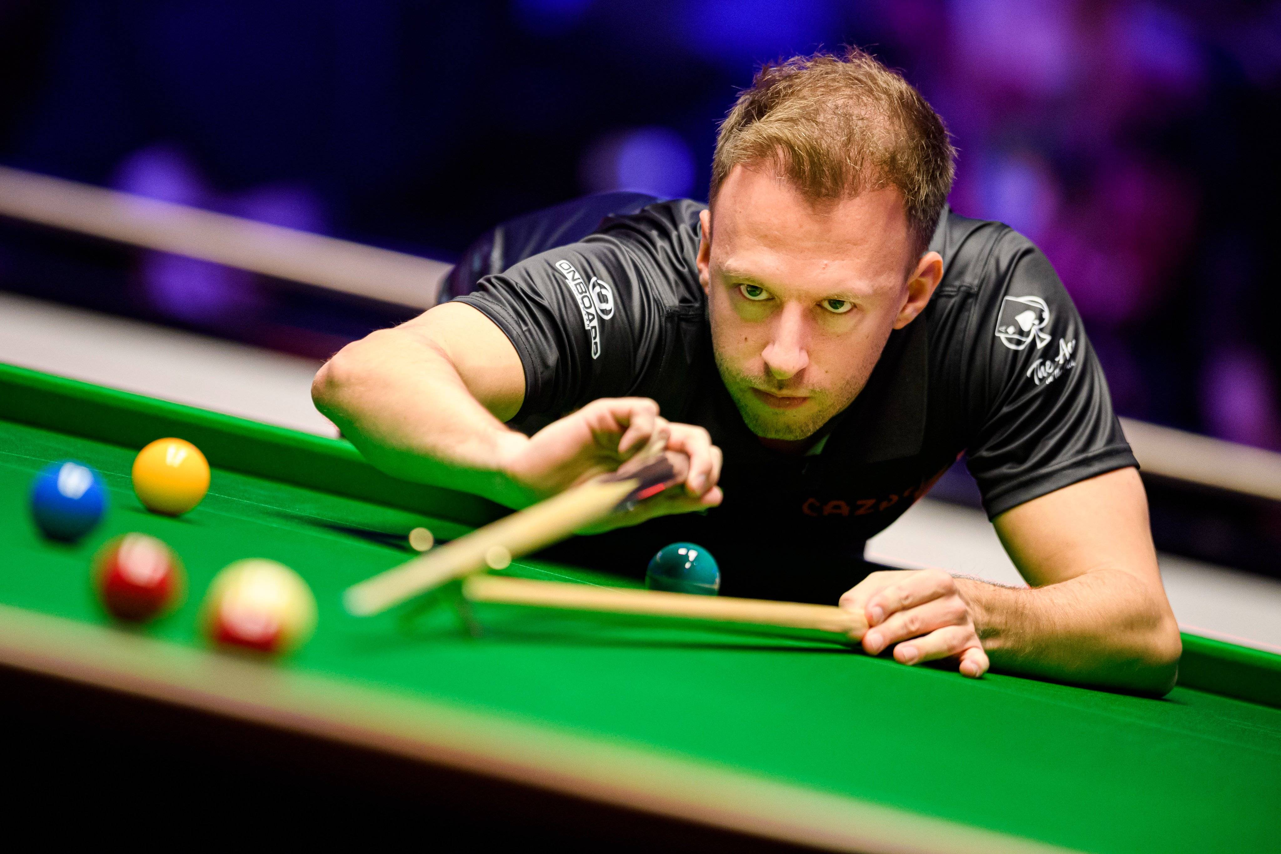 英锦赛罗伯逊爆冷负业余选手小特两破百进次轮