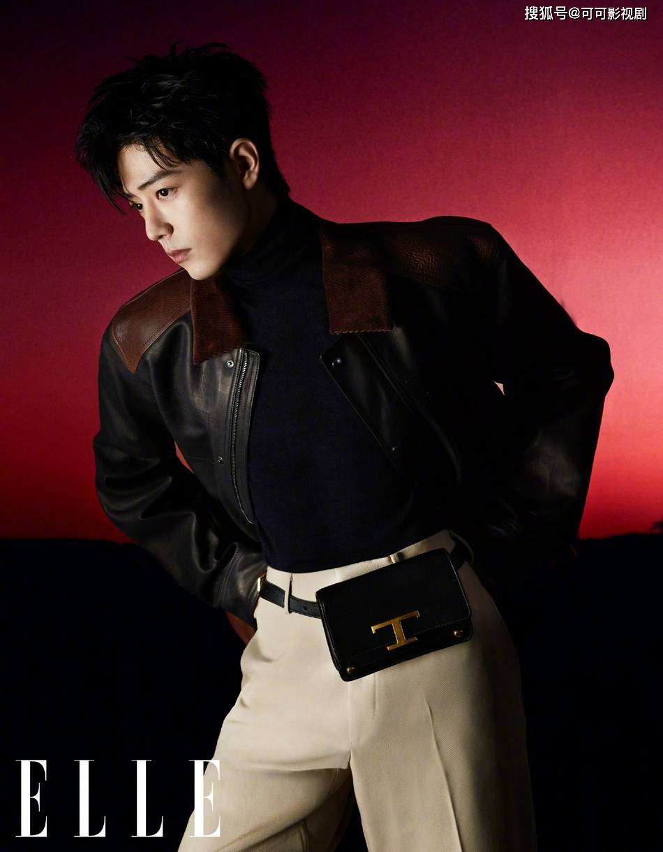 肖战elle2022开年刊封面大片复古西装搭配长筒靴氛围感十足
