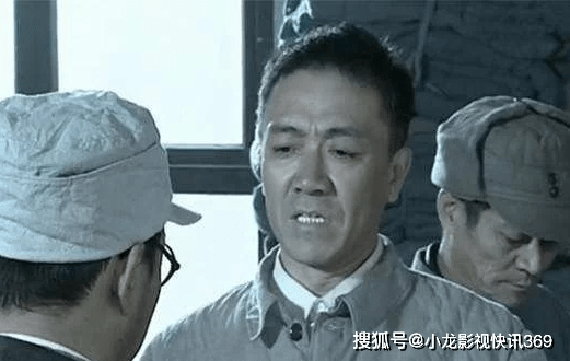 军装|《亮剑》李云龙为何从被服厂拿走两百套新军装？只因旅长说了一番话