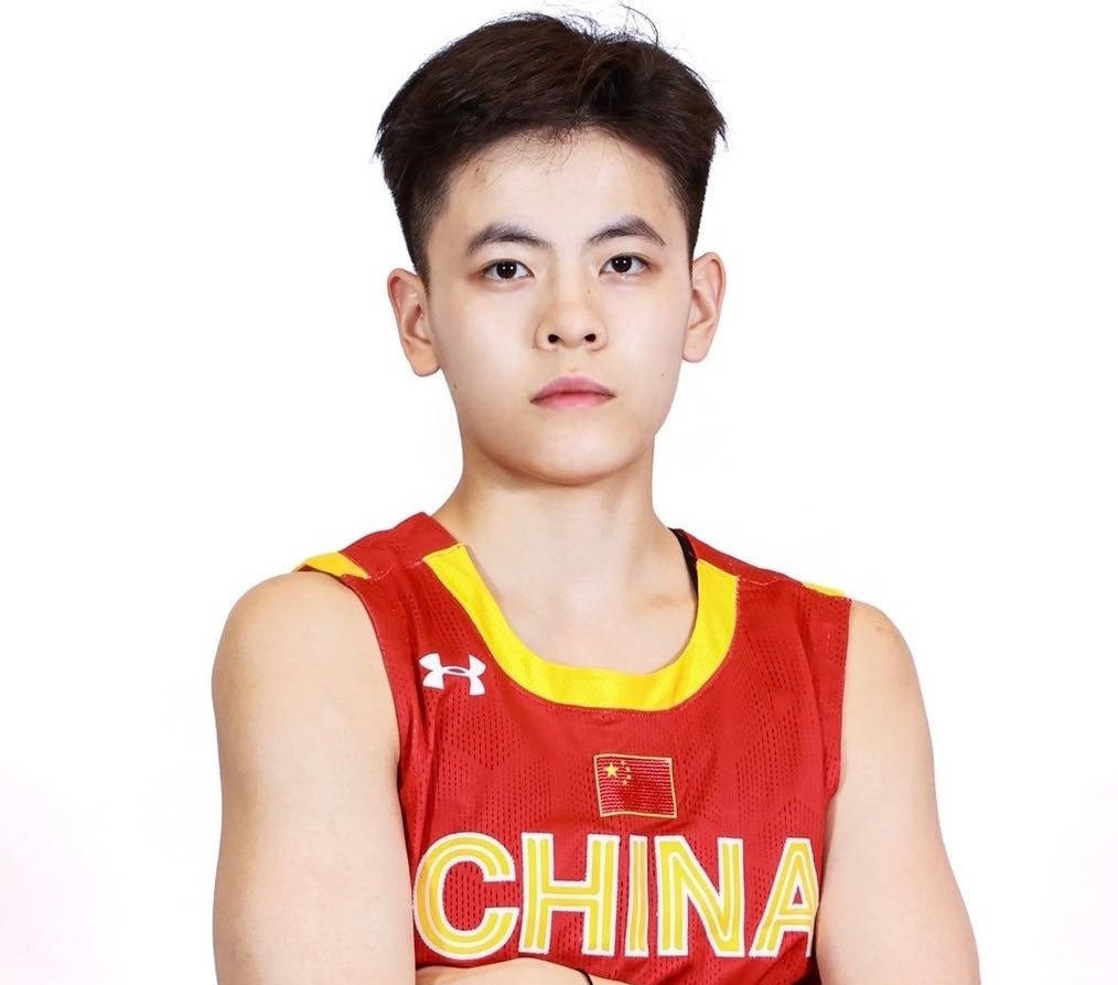 杨舒予在线追《女心理师》 喊话杨紫一起练篮球_比赛_奥运会_女子组