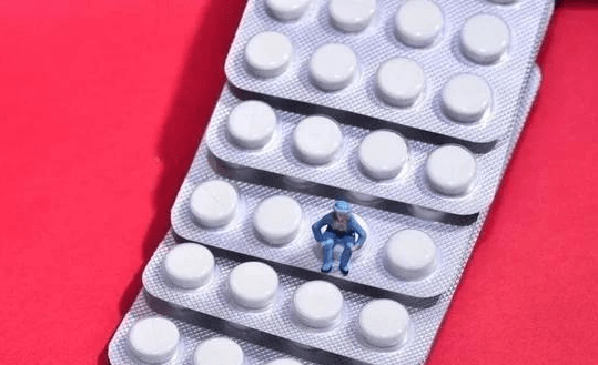 降低|糖尿病的“15条”饮食铁规李爱国主任整理出来，糖尿病患者照着吃