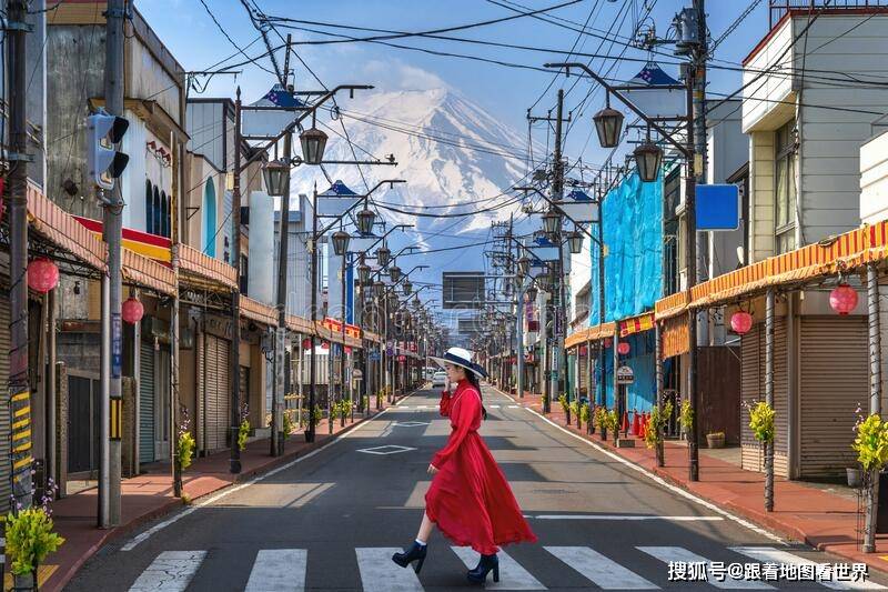 日本人与富士山：对富士山的恐惧，为何转化为禁欲者的山岳信仰？_手机