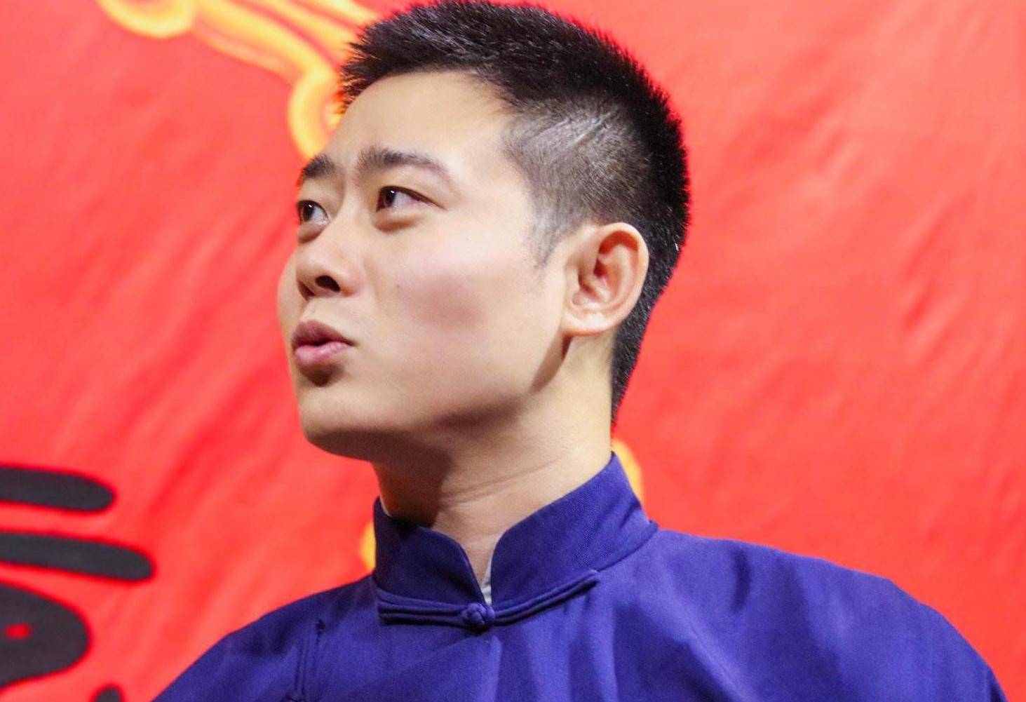 他是郭德纲的爱徒德云社学历最高的人是师傅口中的背后功臣