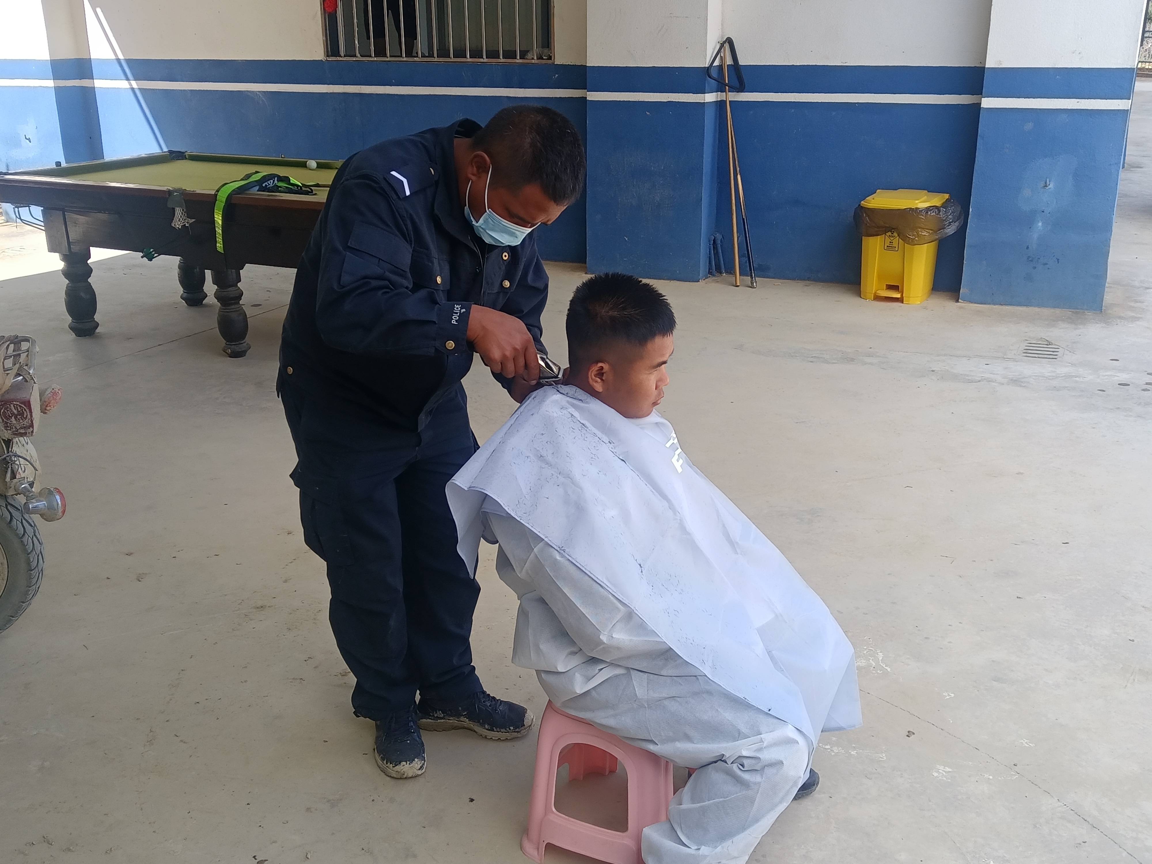 边境线上的"tony老师"_防控_疫情_工作