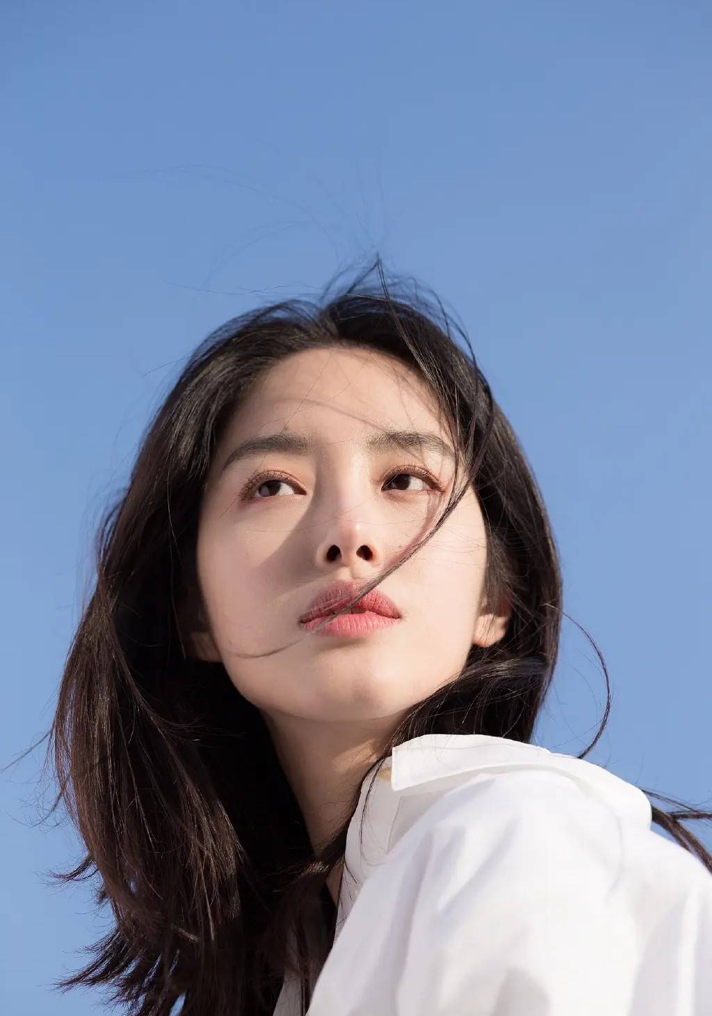 杨采钰，性感美艳-搜狐大视野-搜狐新闻