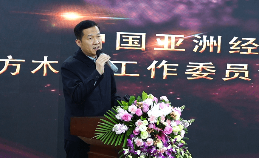人民画报图片社社长杨屹,北