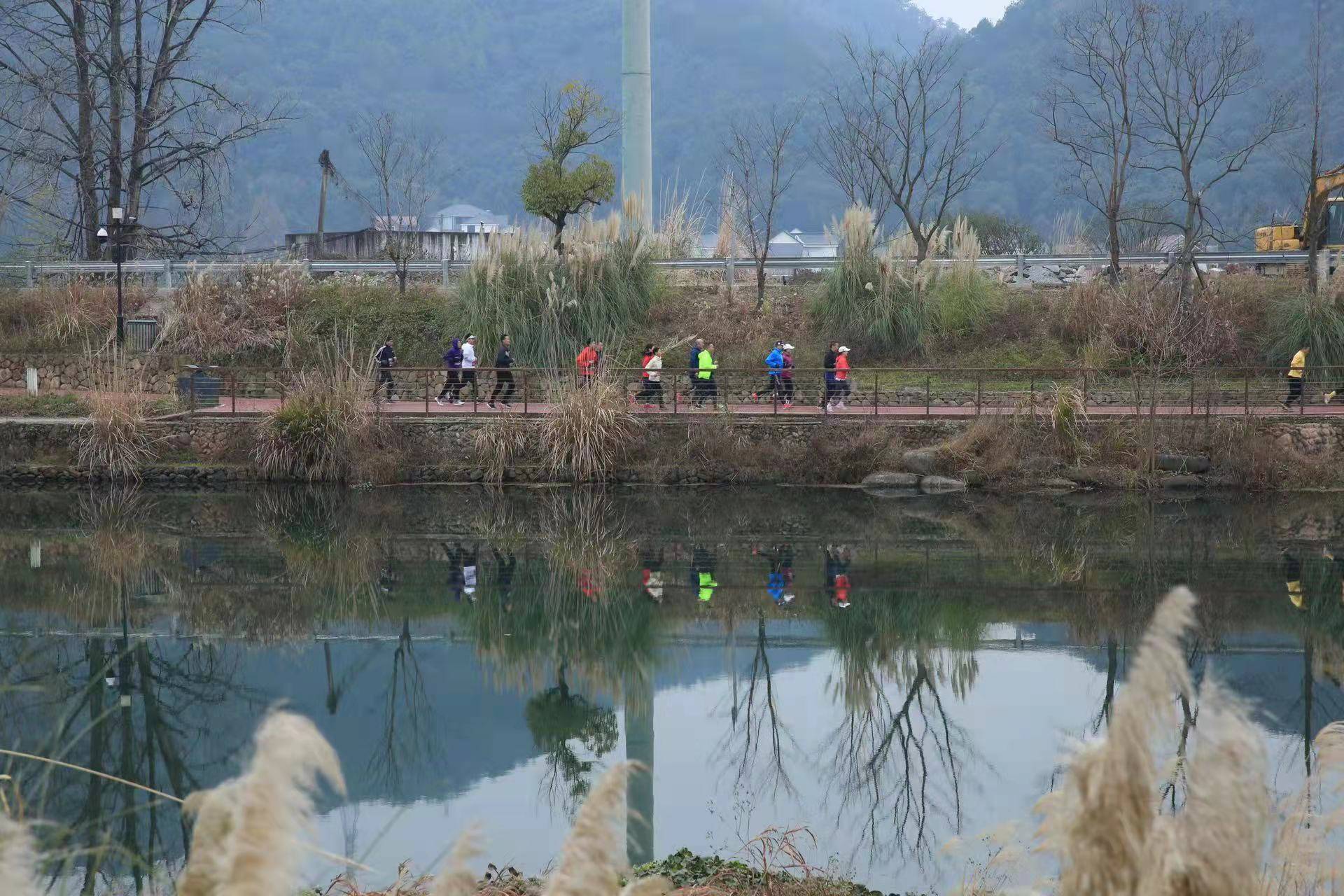 马拉松|2022年首届“宜居建德 山水下涯”喜迎亚运迎新跑成功举办