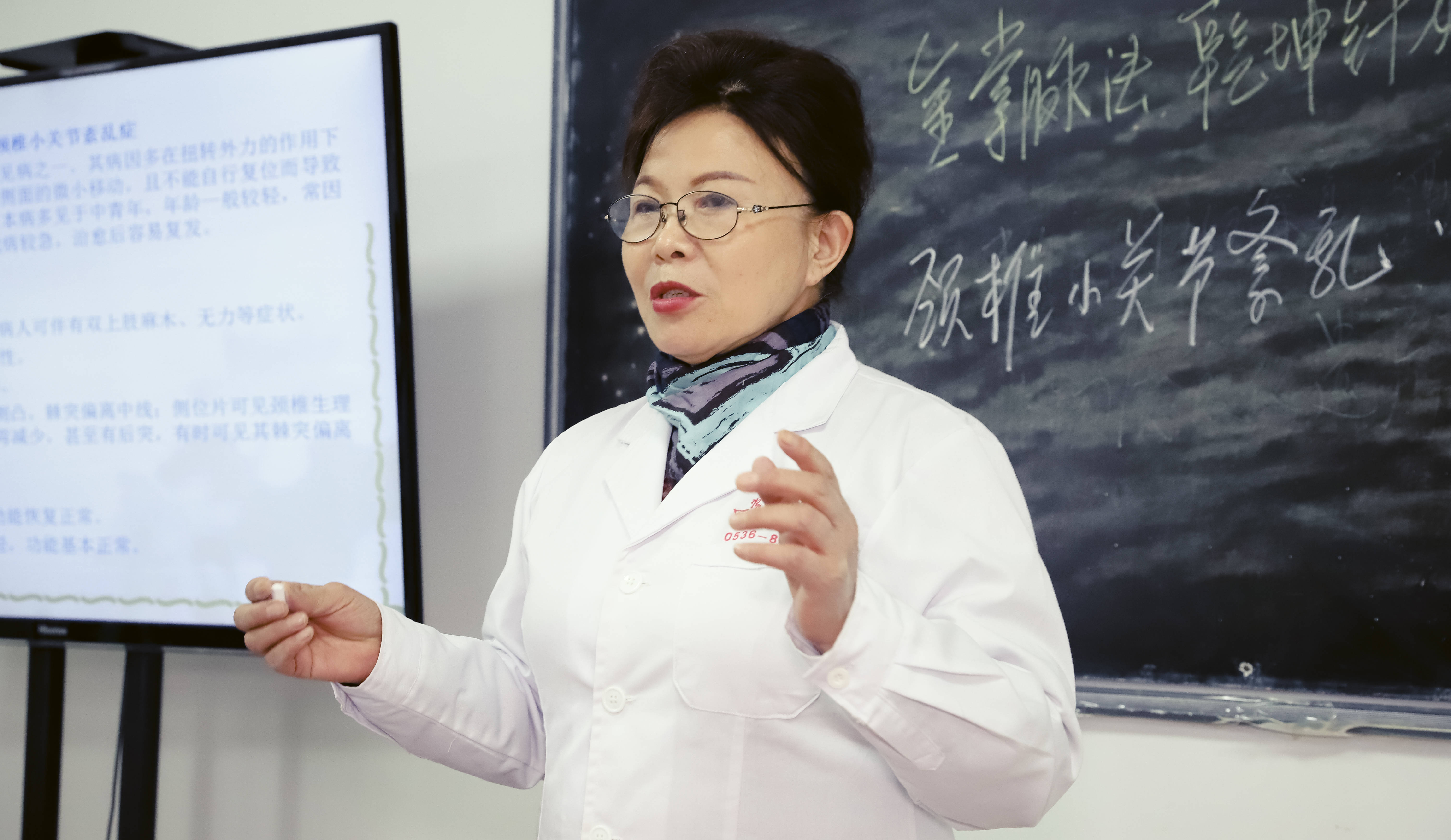 潍坊中医药非遗传承中心杨金花院长把传统非遗文化传承好