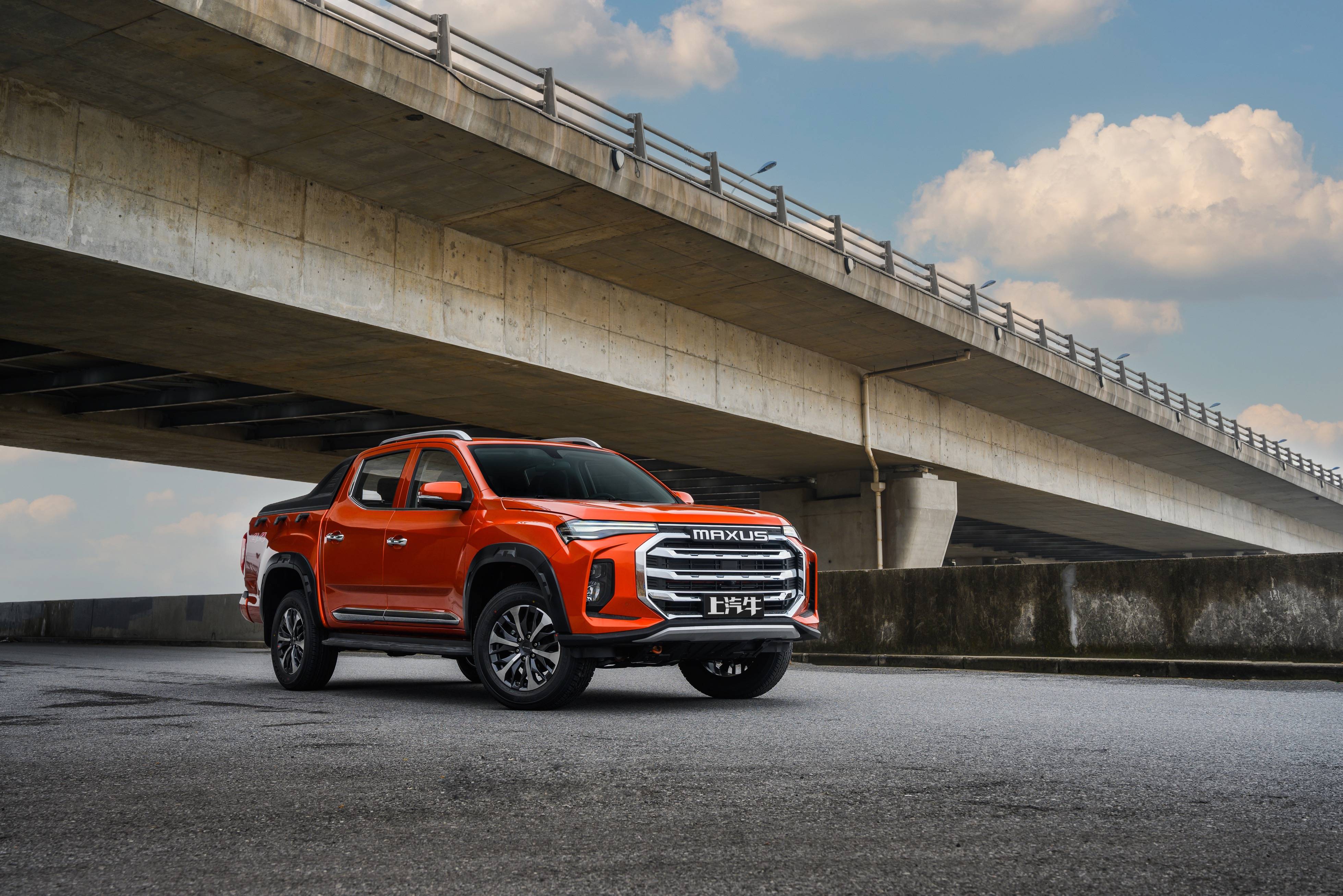 从运载创新生活,到越野释放激情,上汽大通maxus皮卡满足你的千面需求!