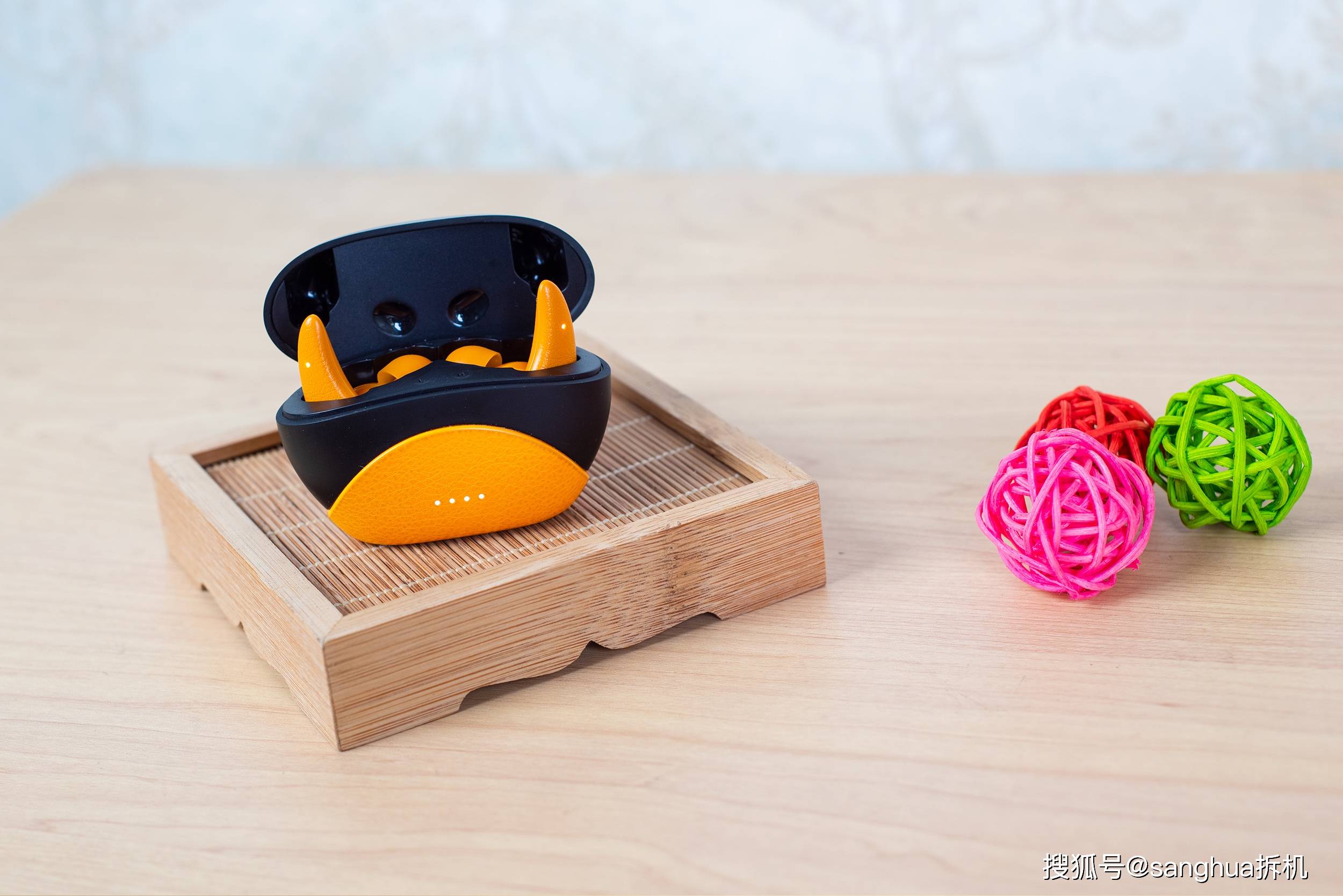 水中听音乐？乐旷陶瓷蓝牙耳机暴力测试