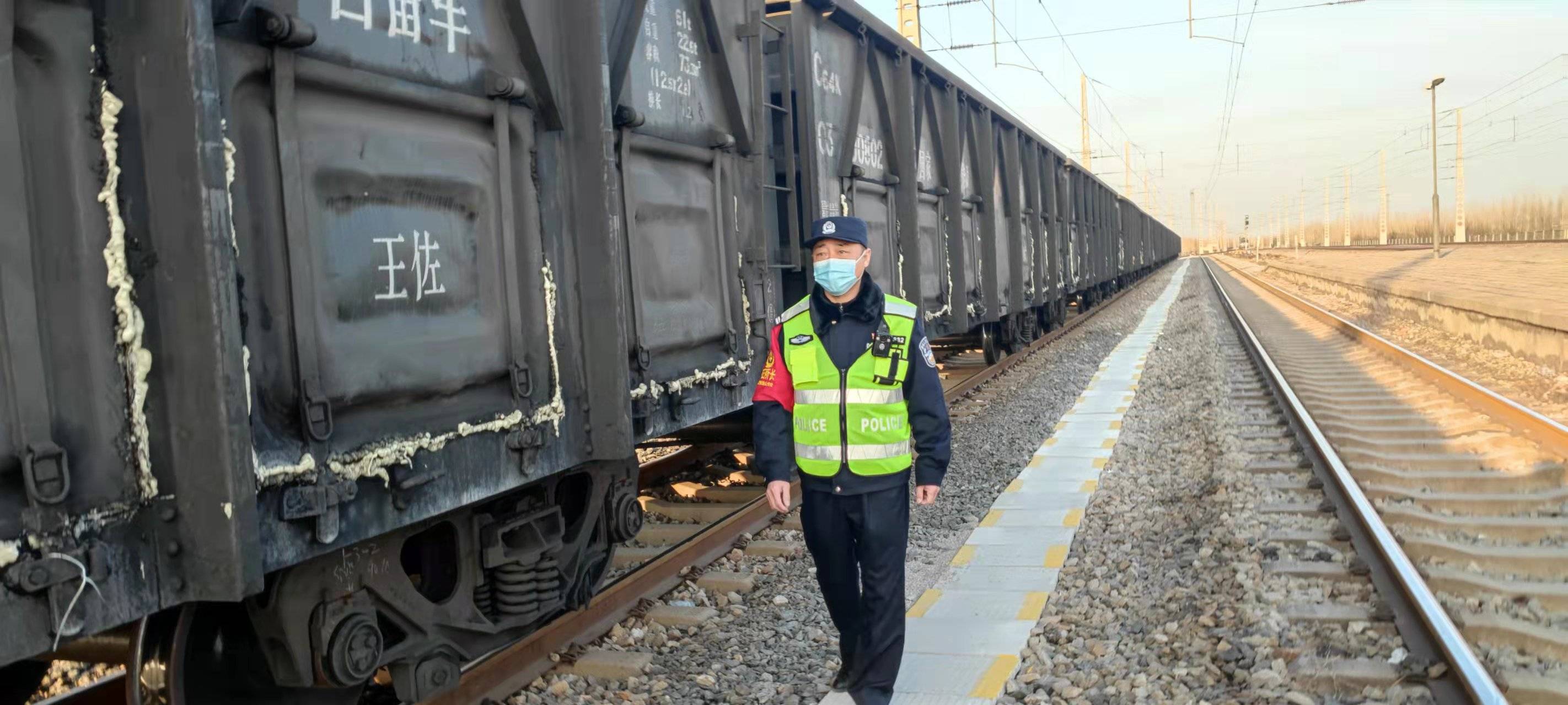 河间西站派出所:采取多项举措 确保春运运输安全_线路_进行_工作