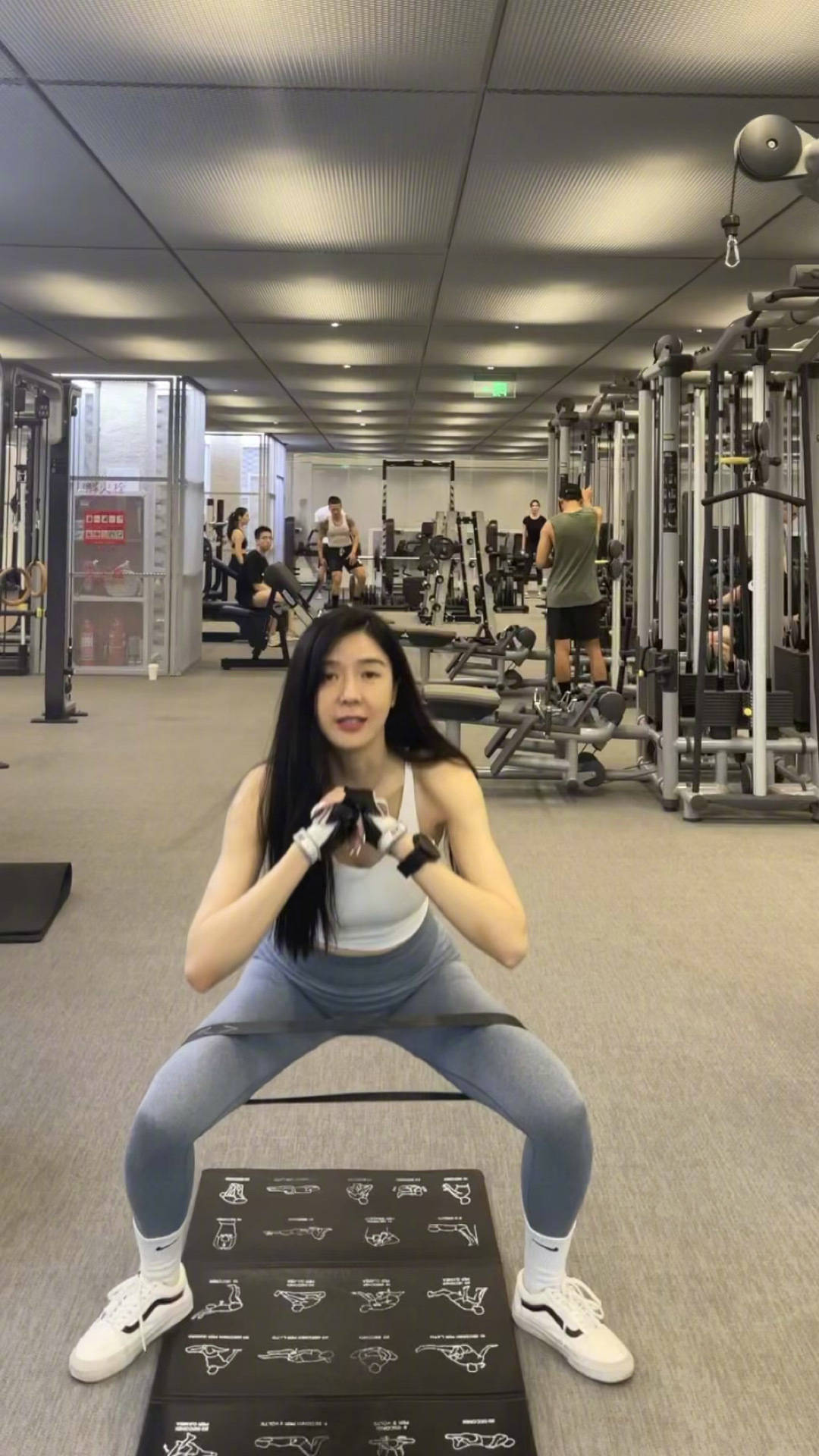 健身达人周韦彤教你日常修身美颜