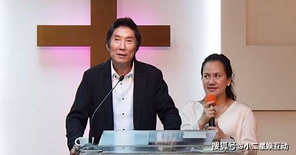 安东尼波登贾玲姐姐贾丹对贾玲一直很好