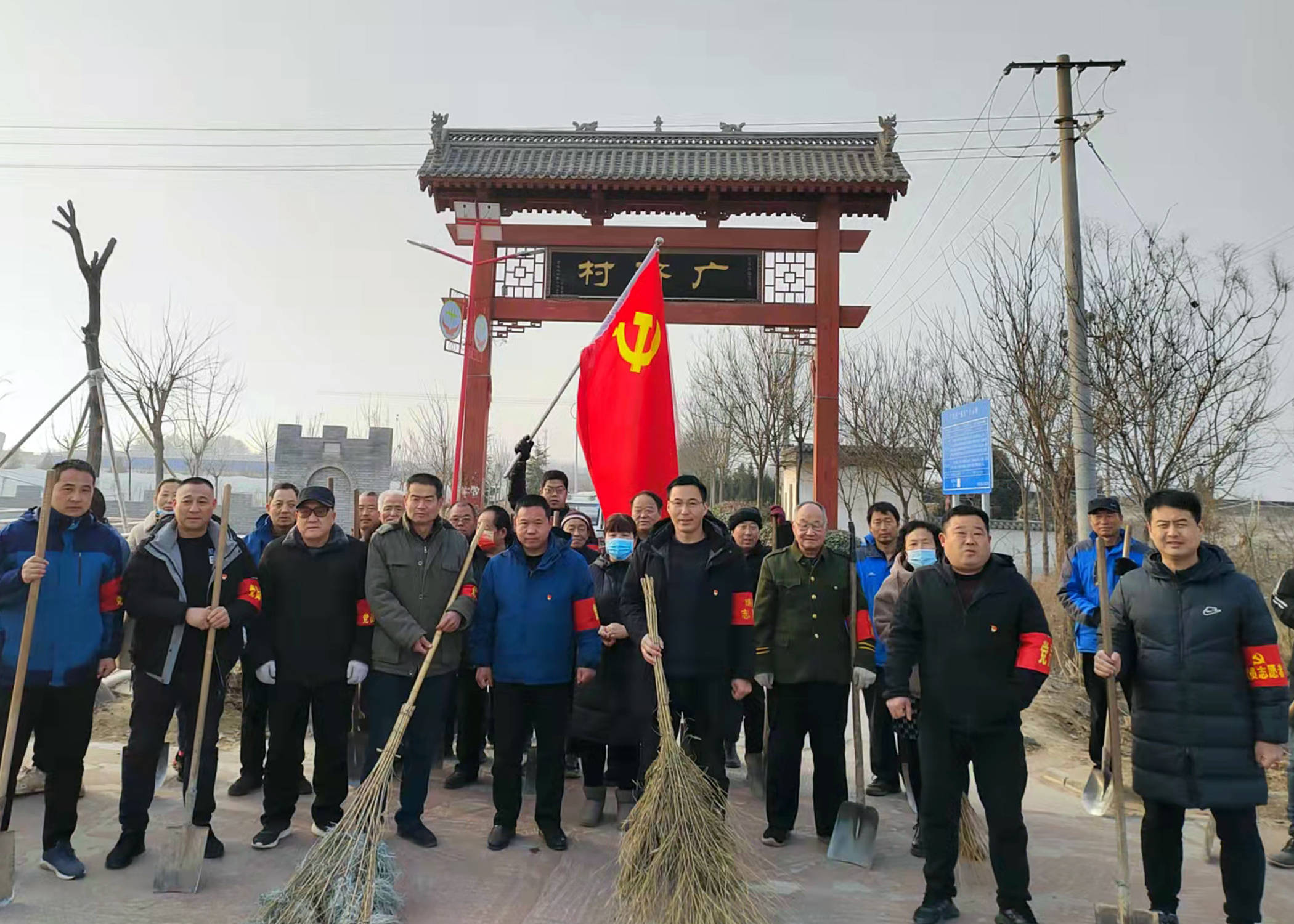 乡村振兴:大荔朝邑镇千人环境卫生整治在行动_活动_垃圾_进行
