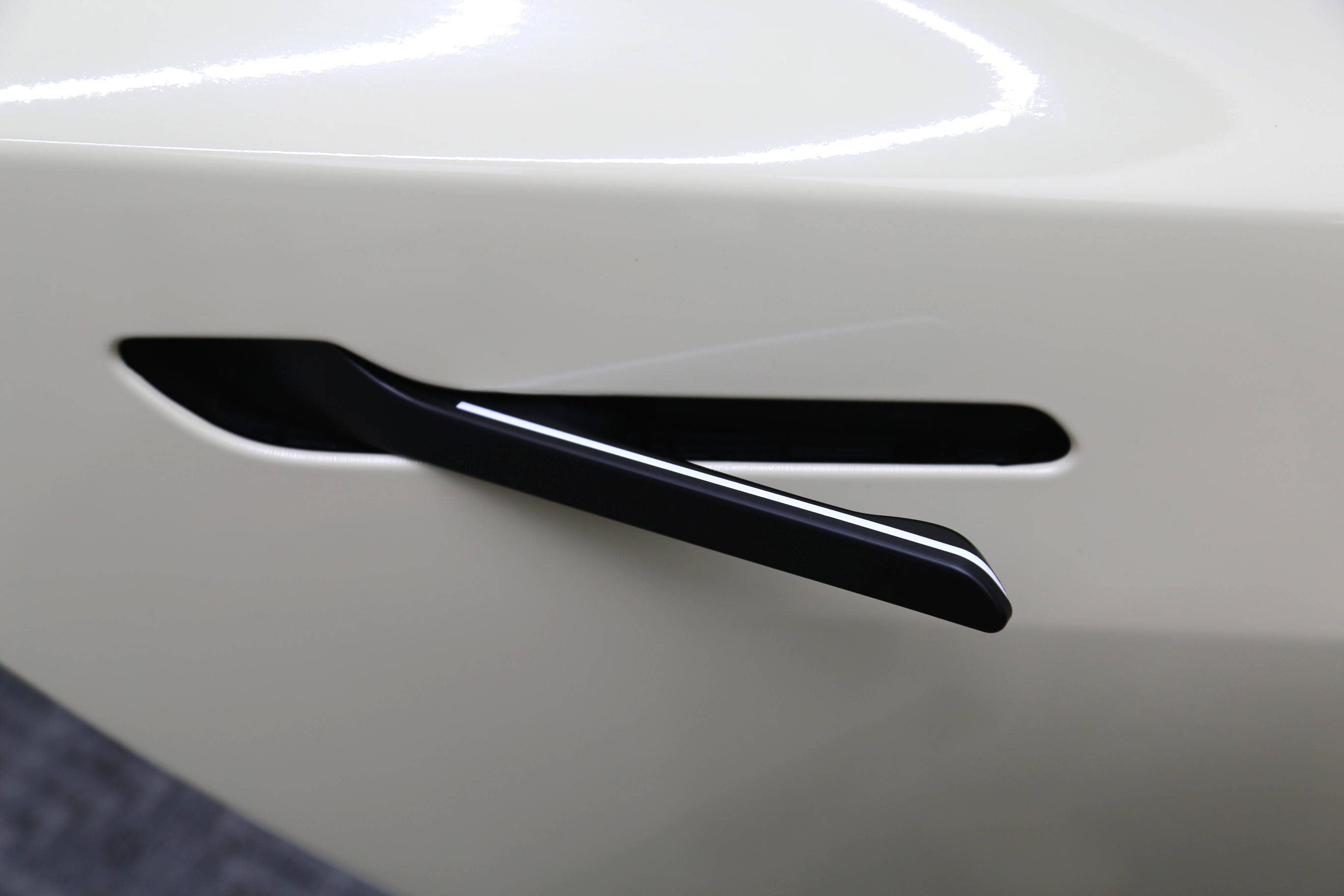 灯 电吸门 迎宾门把手 电动前备箱 卡其米兰改色膜_搜狐汽车_搜狐网