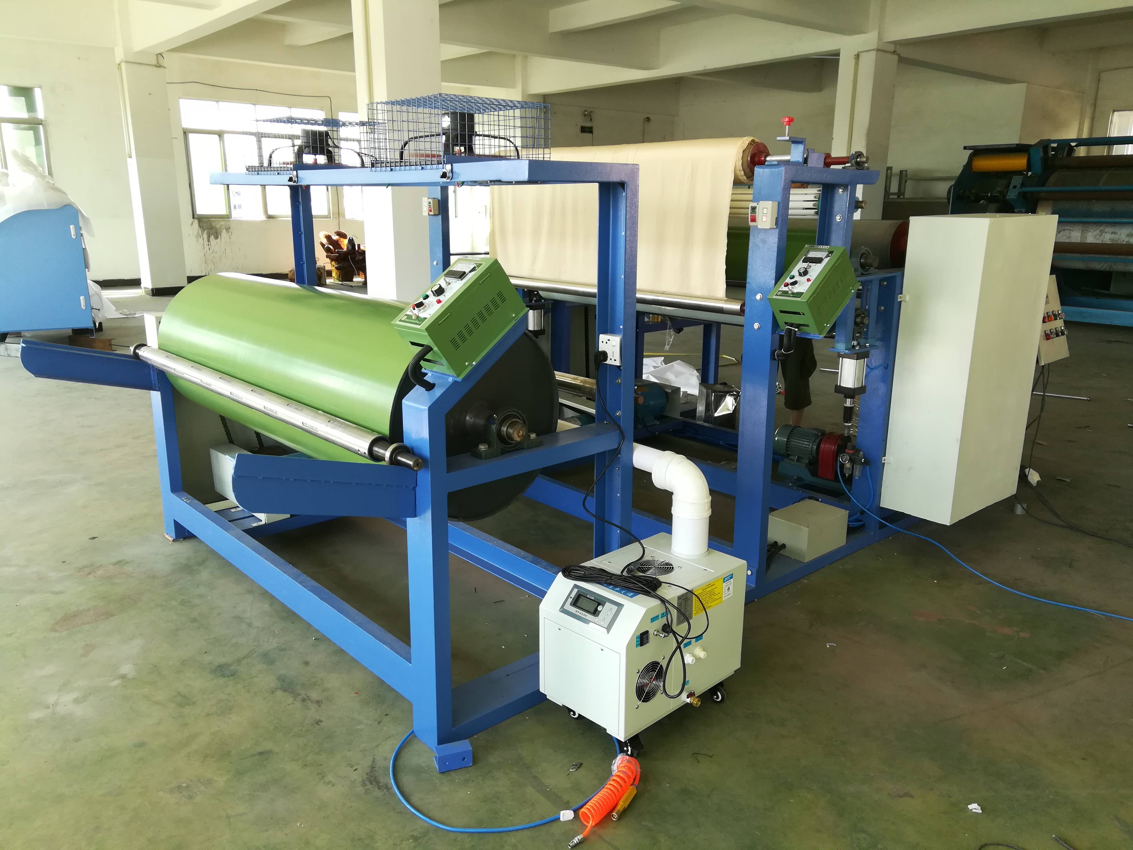 进行基本的涂布工作的机器,在生产的过程中可以进行多种布料的生产