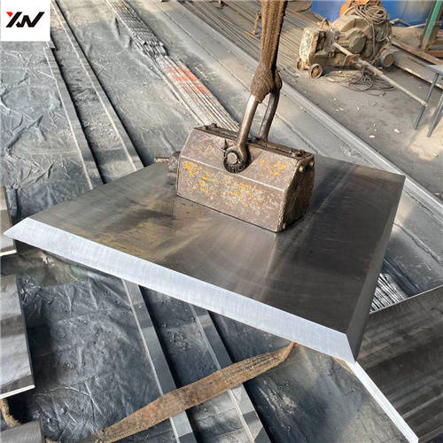 块调平钢板调平好,与梁底预埋钢板断续焊接即可,梁底预埋支座楔形调平