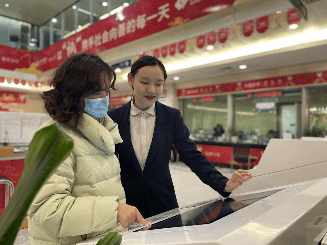 一封感谢信背后的温情故事——恒丰银行重庆分行服务客户获手动点赞