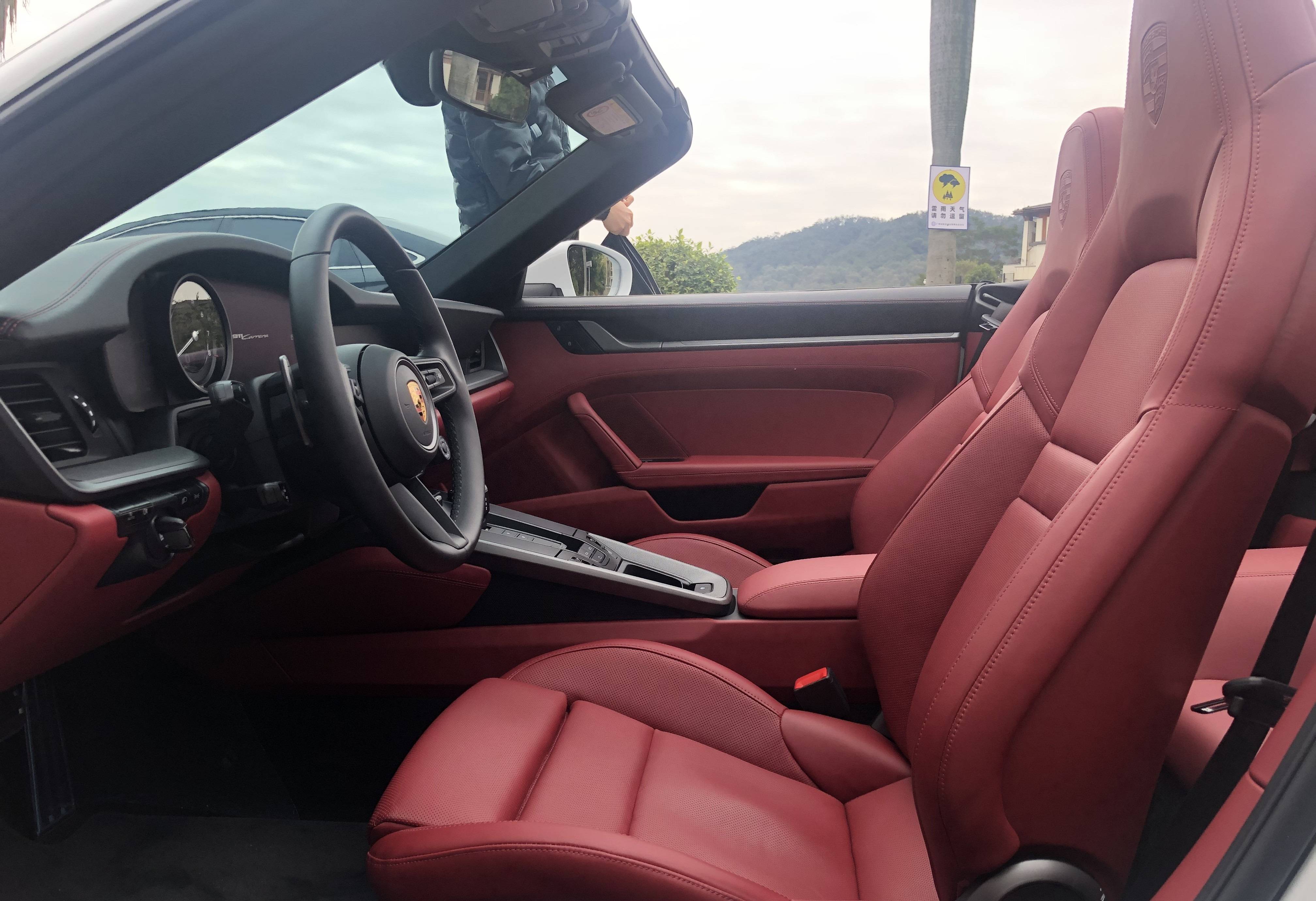 170多万买了一台保时捷911,cabriolet颜值超高,车主:圆梦了