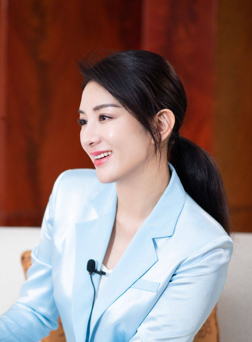 演员黄奕靓丽照片合集