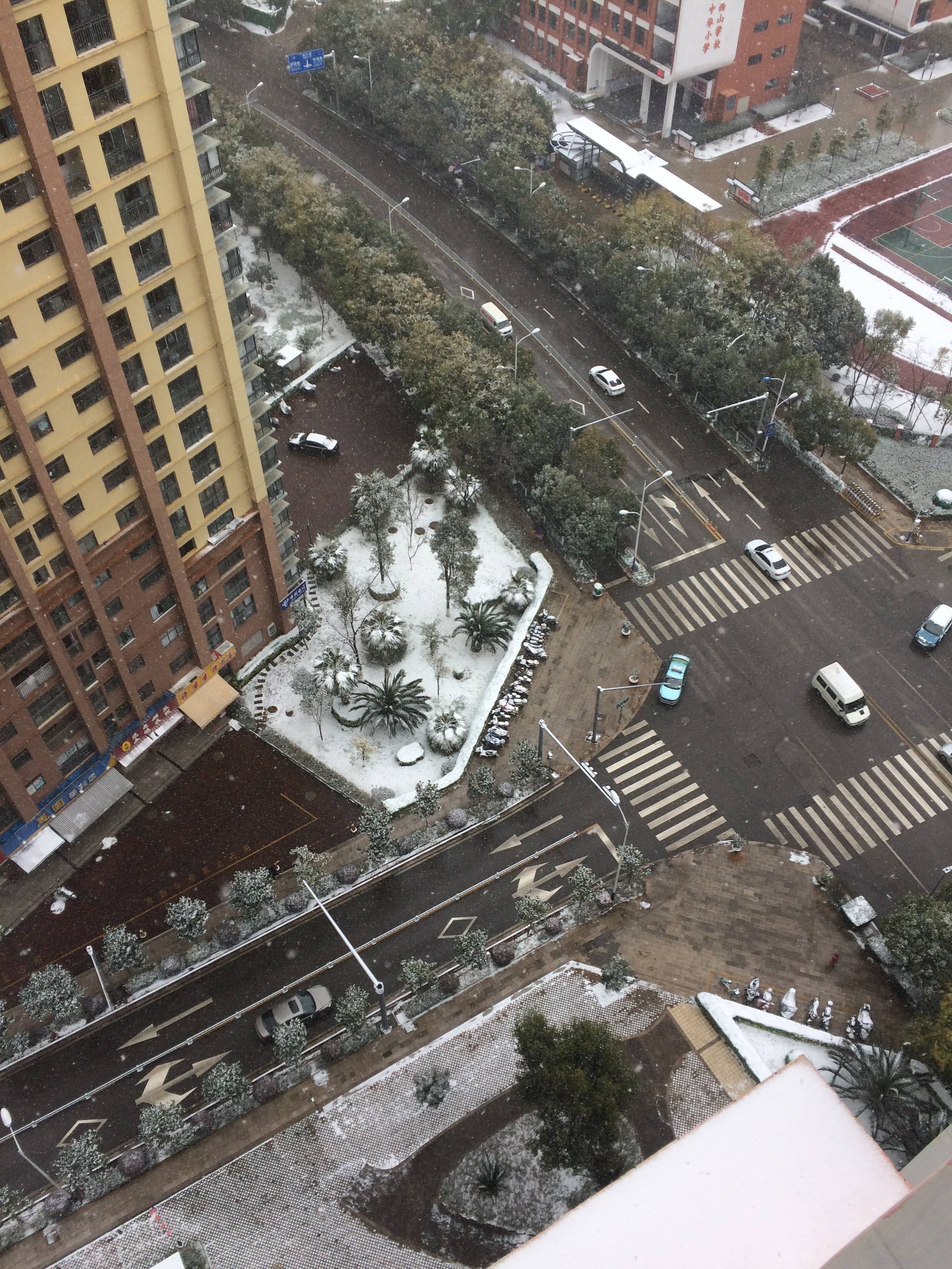 昆明真实下雪照片图片