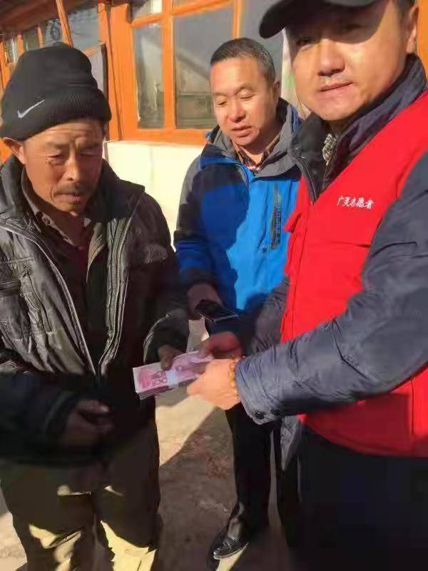 退伍军人,县人大代表,现任广灵县宜兴乡月明畔村党支部书记,广灵县心
