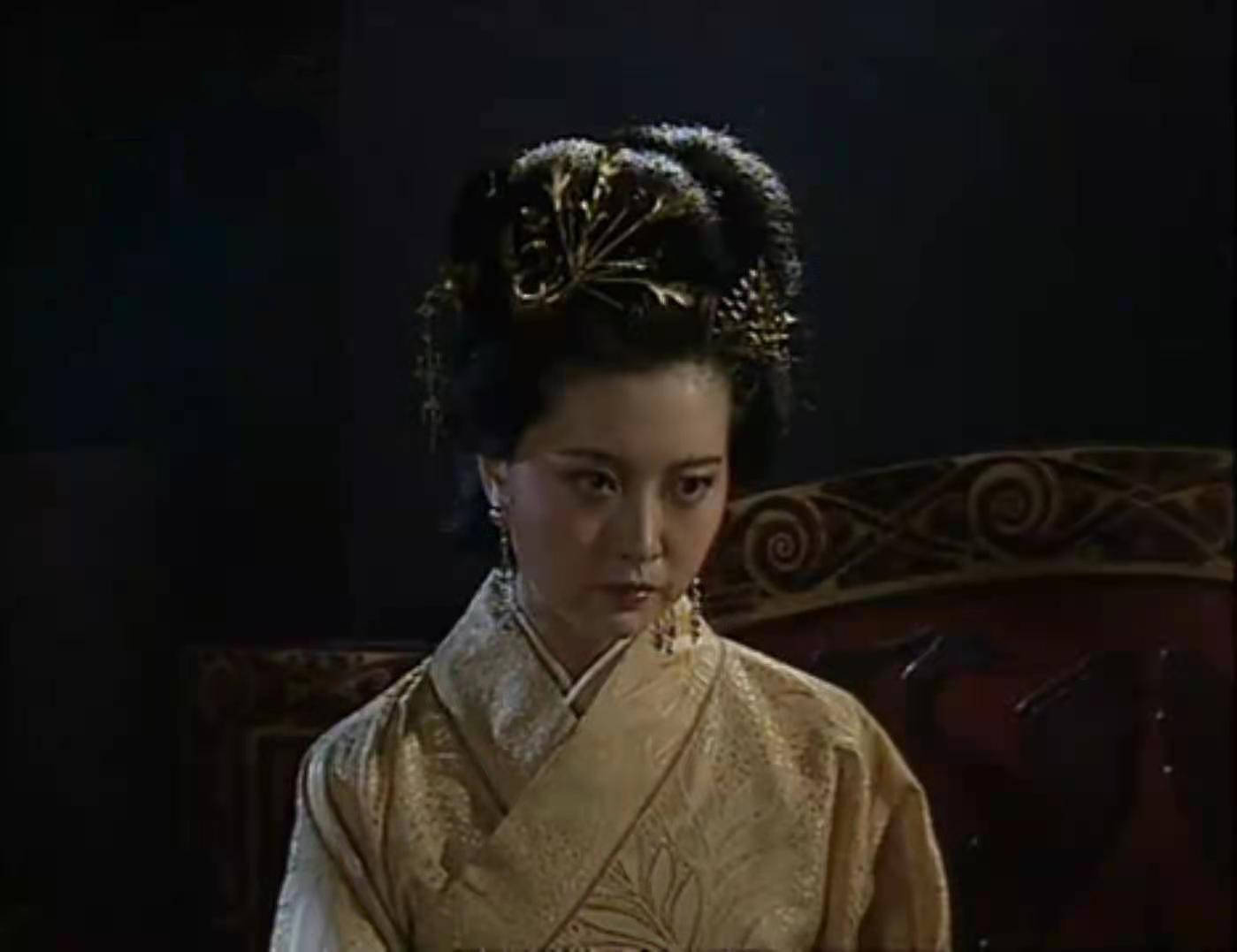 三国之何太后屠户之女已经贵为皇太后却依然如此愚蠢