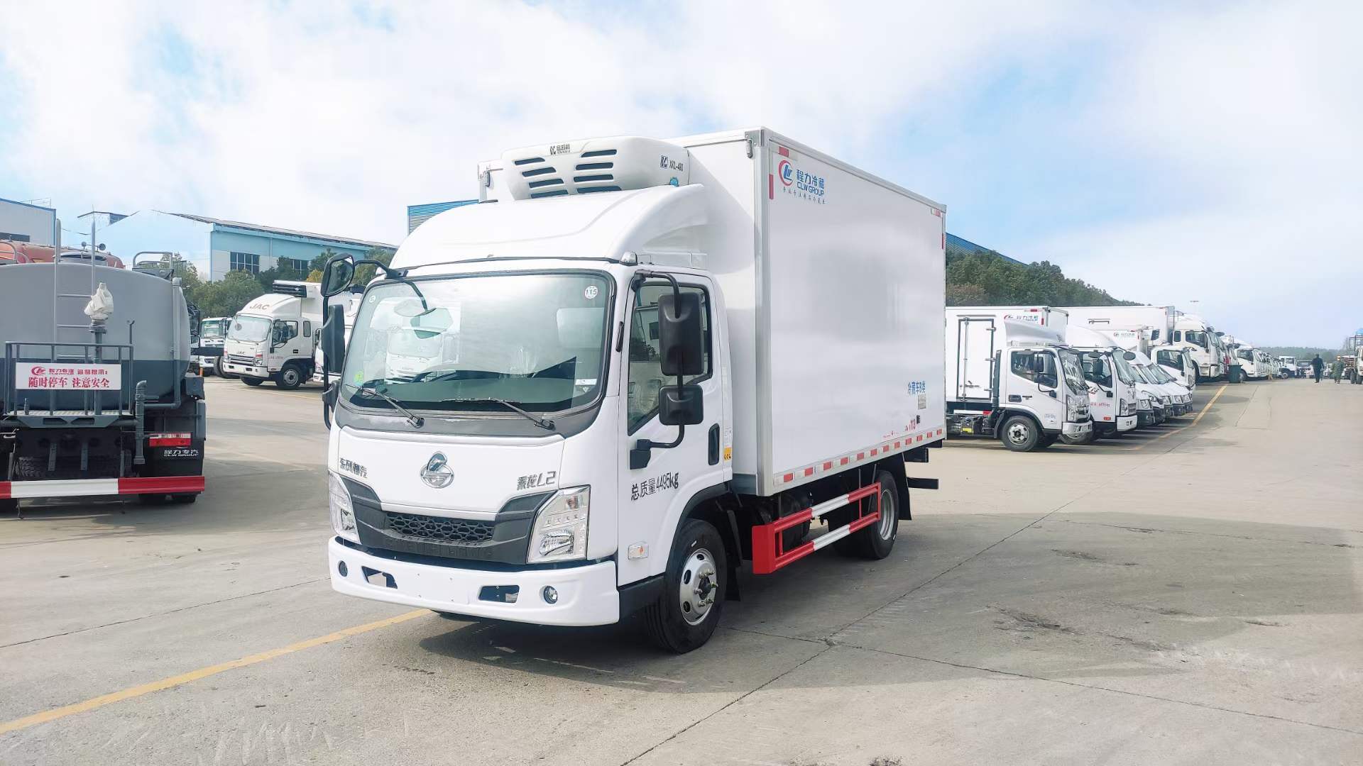 国六东风柳汽乘龙l2冷藏车408米匹配玉柴140马力发动机