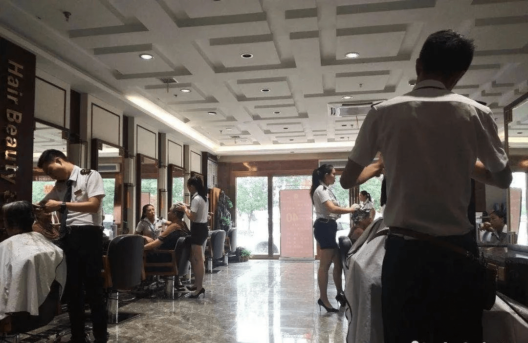 上海文峰这是一家什么样的理发店