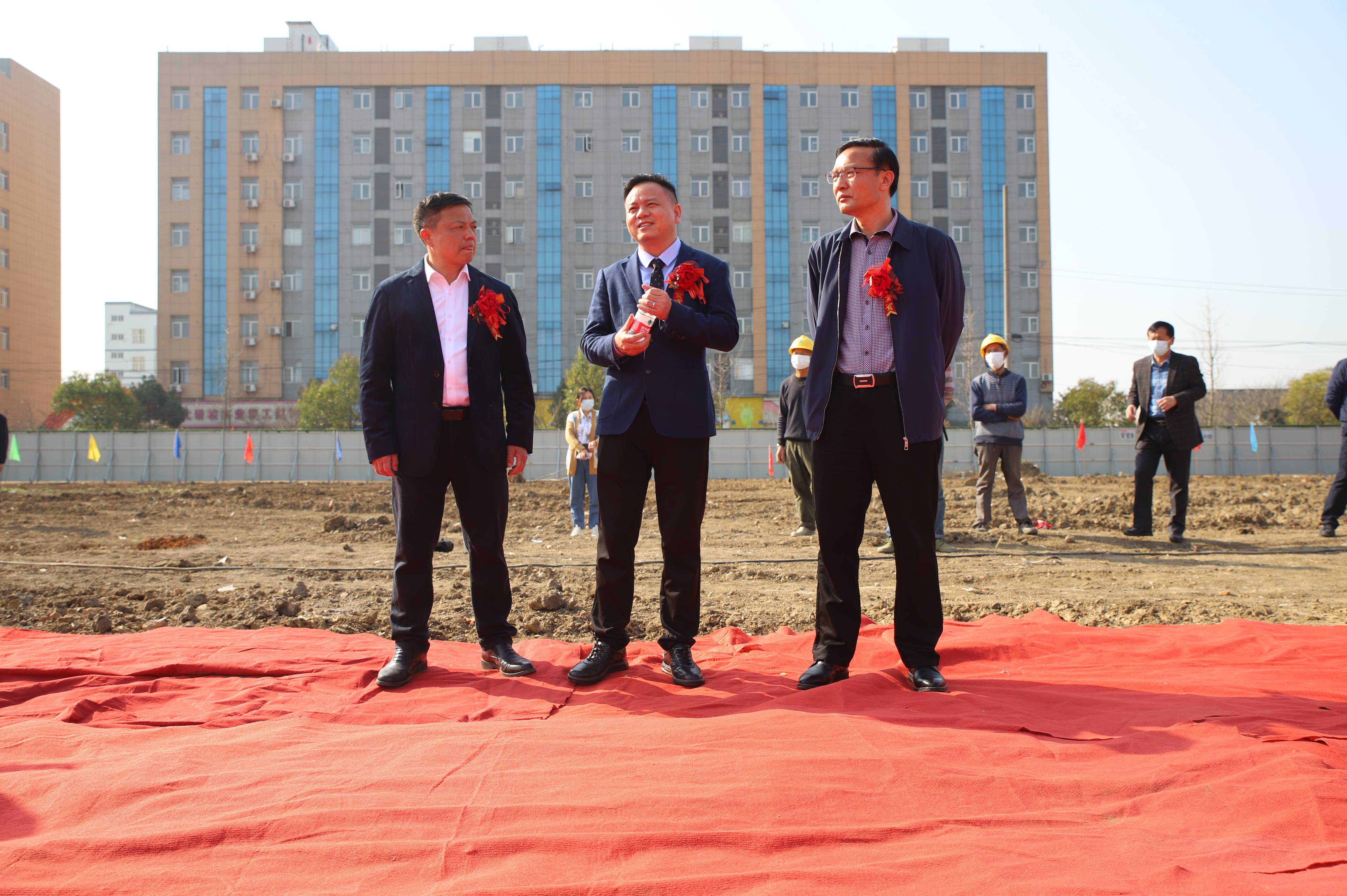 应城市人大常委会主任李碧华,市委常委,组织部长鲁瑛,市委常委,副市长